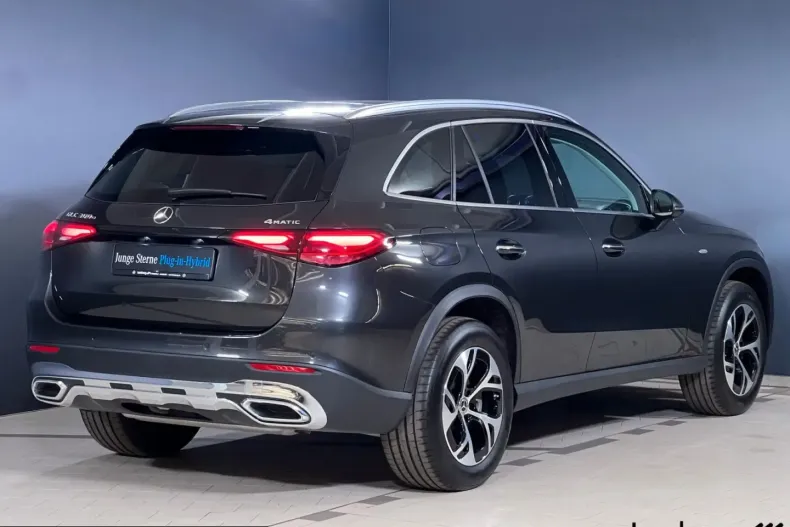 Mercedes-Benz GLC 300 (Clasa GLC) din 2025 cu 13.814 km - oferta MER234834 - foto 2