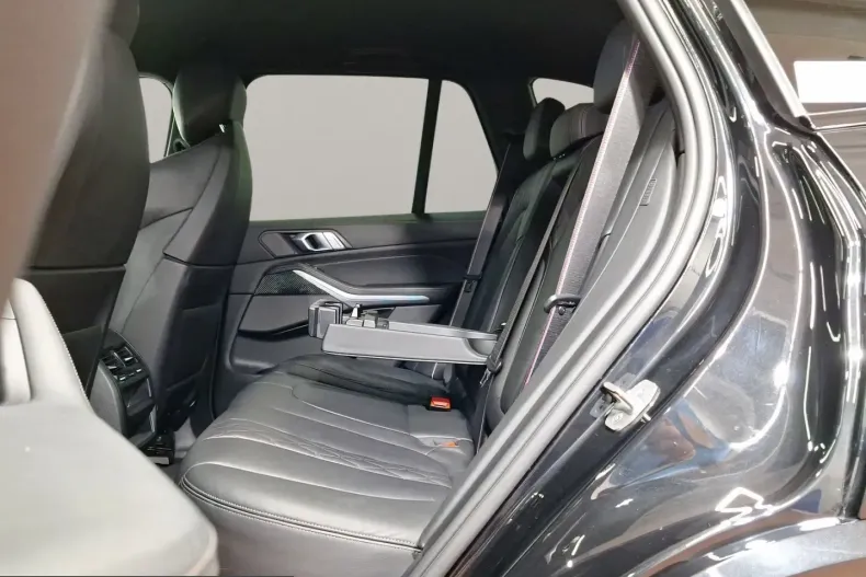 BMW X5 (Seria X) din 2023 cu 50.213 km - oferta BMW234837 - foto 6