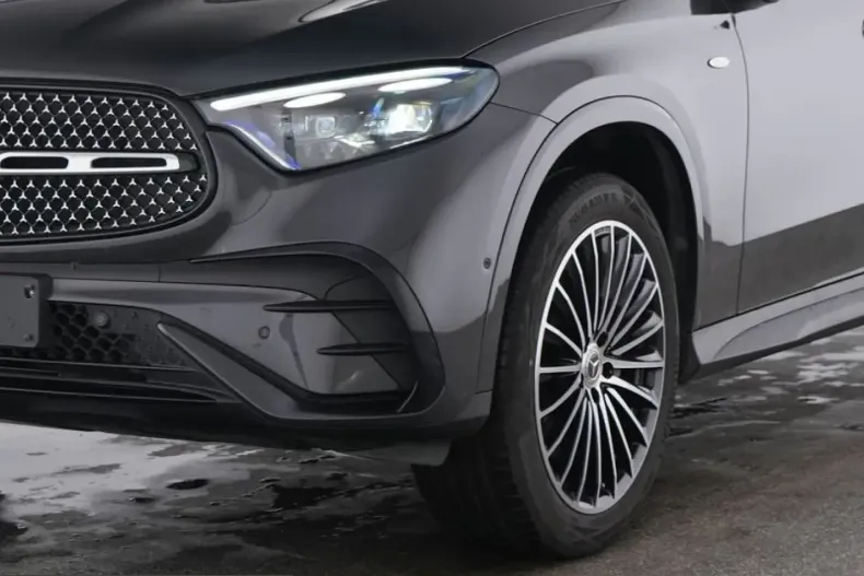 Mercedes-Benz GLC 300 (Clasa GLC) din 2025 cu 17.200 km - oferta MER234840 - foto 3