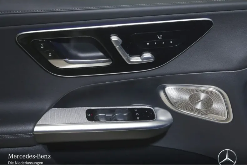 Mercedes-Benz GLC 300 (Clasa GLC) din 2023 cu 58.122 km - oferta MER234843 - foto 14