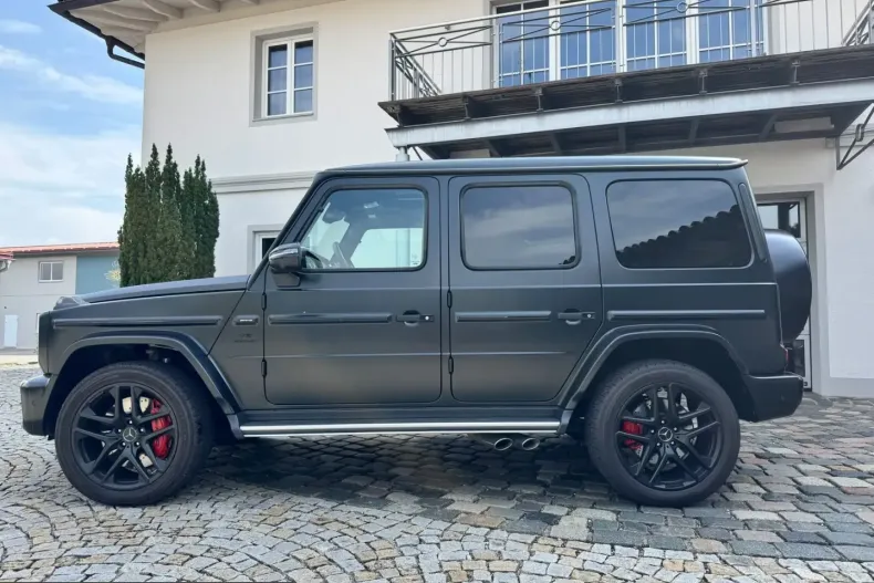 Mercedes-Benz G 63 AMG (Clasa G) din 2023 cu 18.120 km - oferta MER234860 - foto 3