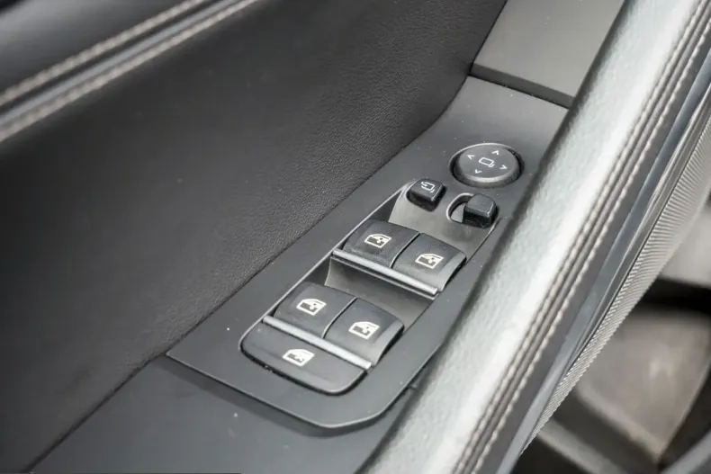 BMW X6 (Seria X) din 2022 cu 52.672 km - oferta BMW234873 - foto 21