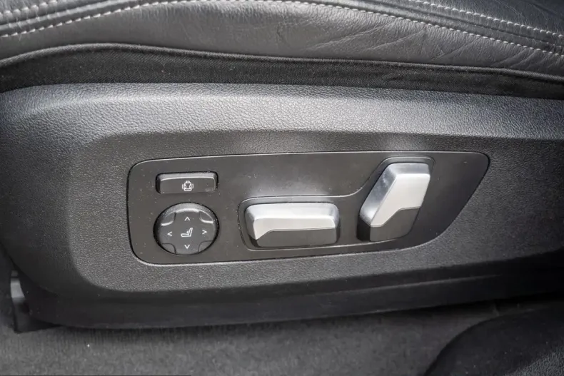 BMW X6 (Seria X) din 2022 cu 52.672 km - oferta BMW234873 - foto 22