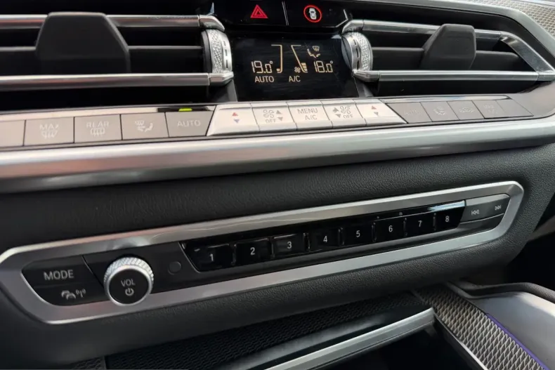 BMW X6 (Seria X) din 2023 cu 72.317 km - oferta BMW234882 - foto 24