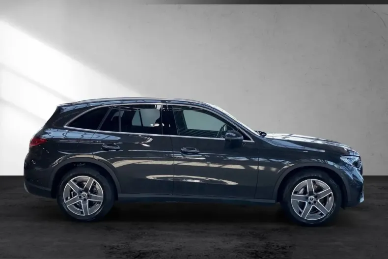 Mercedes-Benz GLC 300 (Clasa GLC) din 2025 cu 10.490 km - oferta MER234886 - foto 5