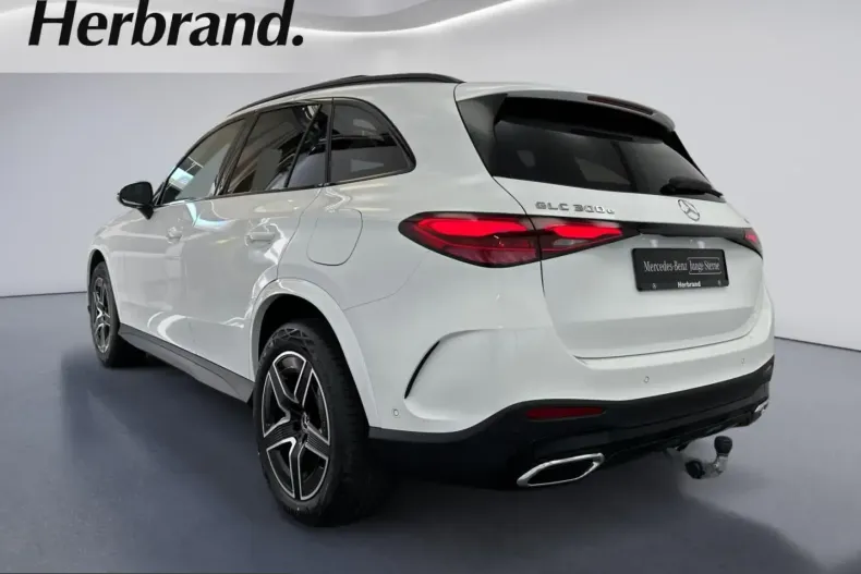 Mercedes-Benz GLC 300 (Clasa GLC) din 2025 cu 9.872 km - oferta MER234915 - foto 3
