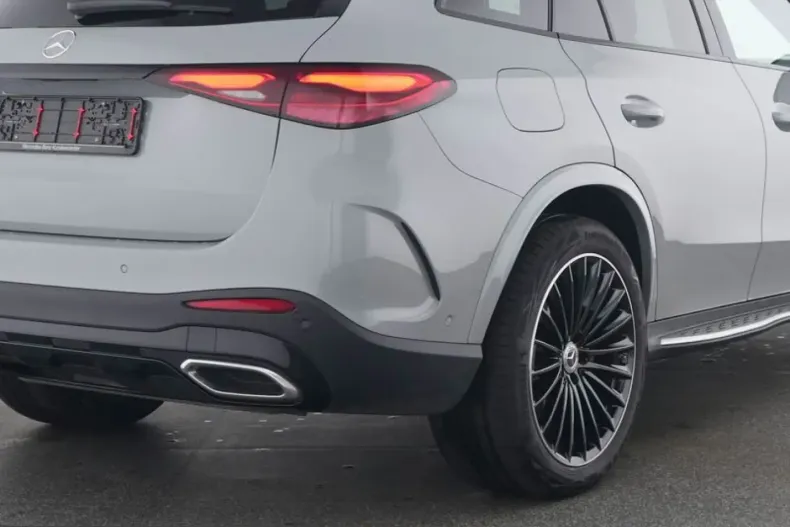 Mercedes-Benz GLC 300 (Clasa GLC) din 2025 cu 11.957 km - oferta MER234919 - foto 4