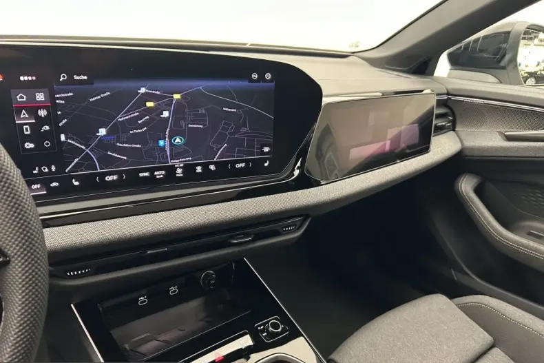 Audi A6 din 2025 cu 4.501 km - oferta AUD234921 - foto 6
