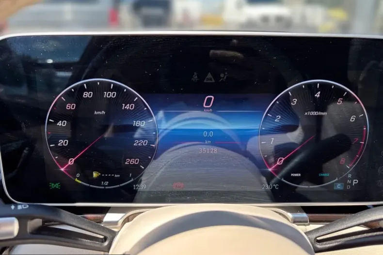 Mercedes-Benz S 500 (Clasa S) din 2023 cu 35.150 km - oferta MER234929 - foto 14