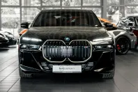 BMW M760 (Seria 7) din 2025 cu 3.460 km - oferta BMW234939 - foto 3