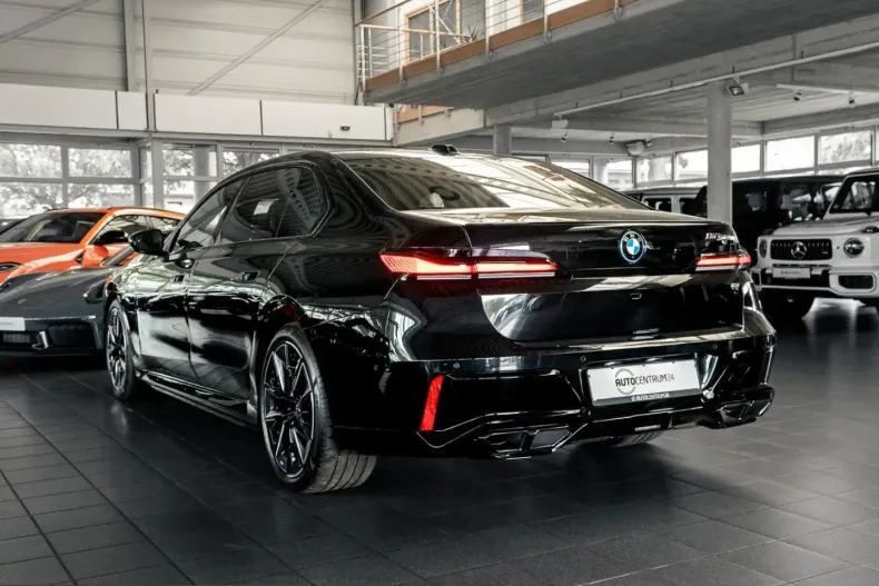 BMW M760 (Seria 7) din 2025 cu 3.460 km - oferta BMW234939 - foto 5