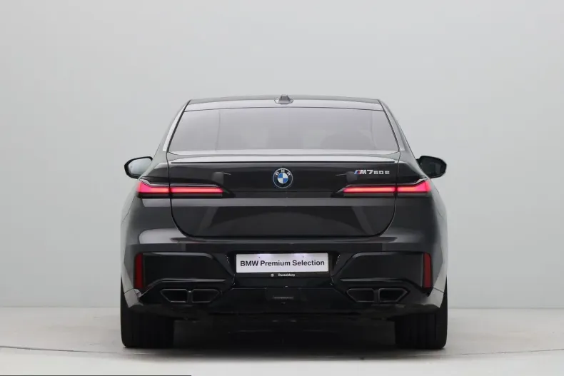 BMW M760 (Seria 7) din 2025 cu 12.657 km - oferta BMW234940 - foto 3