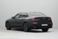 BMW M760 (Seria 7) din 2025 cu 12.657 km - oferta BMW234940 - foto 5