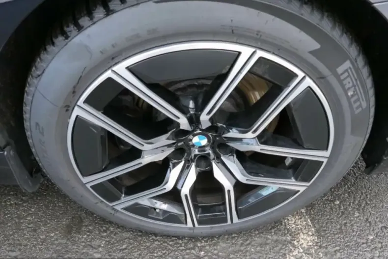 BMW M760 (Seria 7) din 2025 cu 25.800 km - oferta BMW234944 - foto 11
