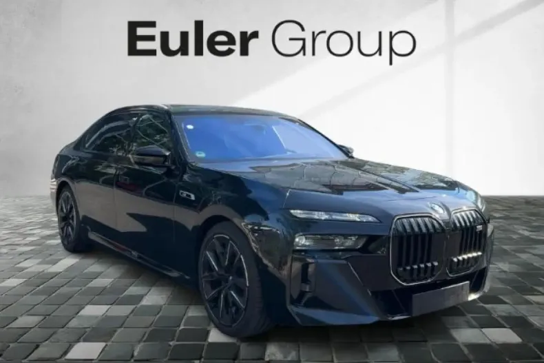 BMW M760 (Seria 7) din 2024 cu 12.498 km - oferta BMW234945 - foto 1