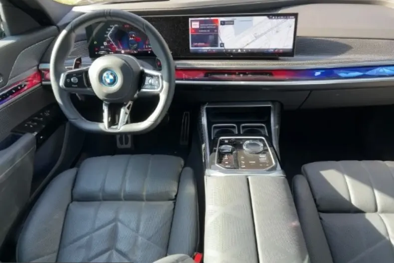 BMW M760 (Seria 7) din 2024 cu 12.498 km - oferta BMW234945 - foto 7