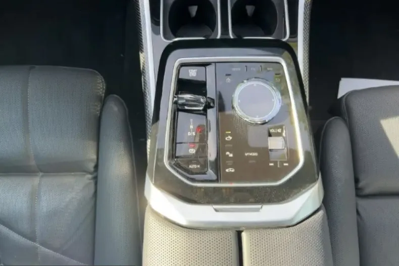 BMW M760 (Seria 7) din 2024 cu 12.498 km - oferta BMW234945 - foto 10