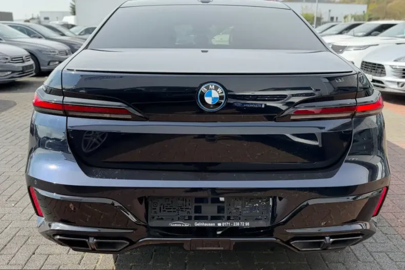 BMW M760 (Seria 7) din 2024 cu 25.000 km - oferta BMW234946 - foto 5