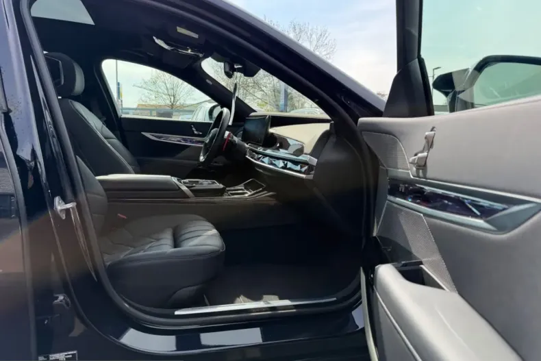 BMW M760 (Seria 7) din 2024 cu 25.000 km - oferta BMW234946 - foto 9