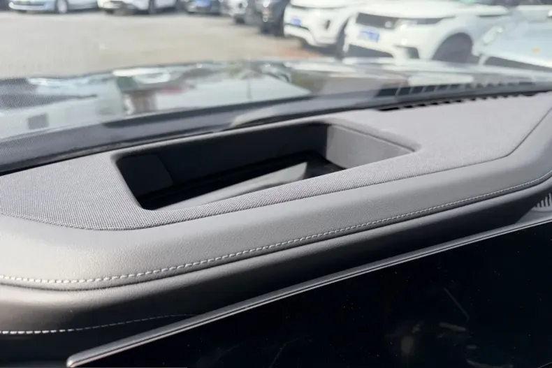 BMW M760 (Seria 7) din 2024 cu 25.000 km - oferta BMW234946 - foto 15