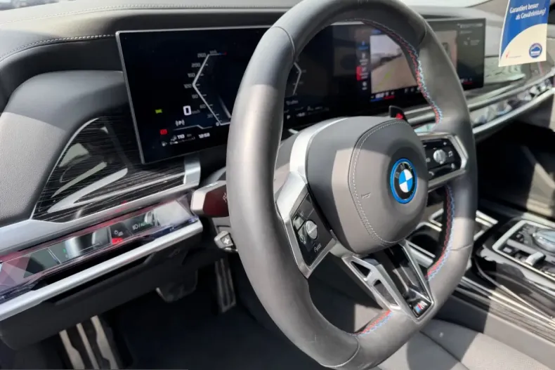 BMW M760 (Seria 7) din 2024 cu 25.000 km - oferta BMW234946 - foto 16