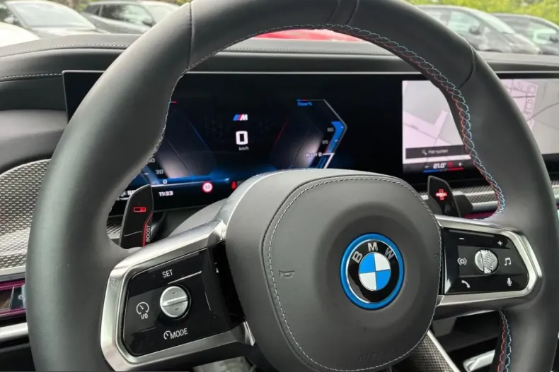 BMW M760 (Seria 7) din 2023 cu 21.944 km - oferta BMW234948 - foto 24