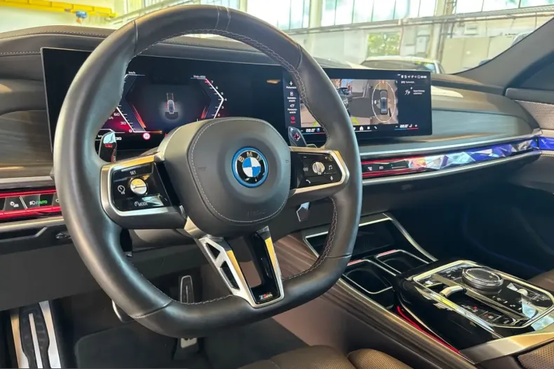 BMW M760 (Seria 7) din 2025 cu 59.458 km - oferta BMW234950 - foto 21