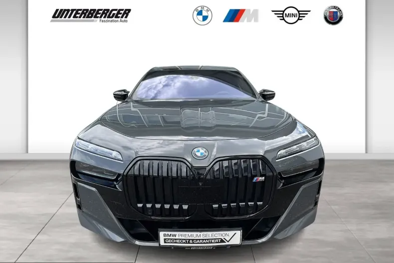 BMW M760 (Seria 7) din 2023 cu 85.250 km - oferta BMW234951 - foto 2