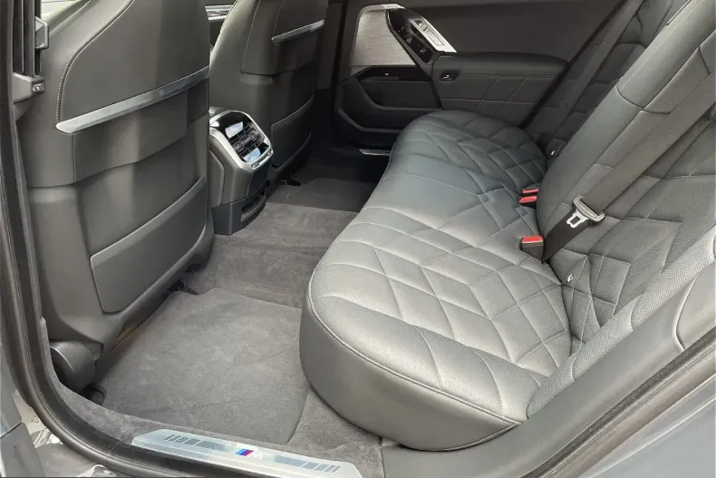 BMW M760 (Seria 7) din 2023 cu 85.250 km - oferta BMW234951 - foto 11