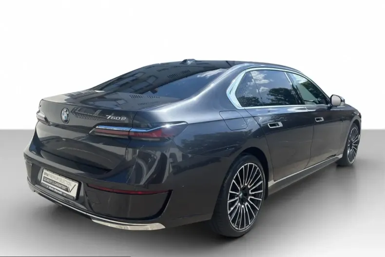 BMW 750 (Seria 7) din 2024 cu 43.218 km - oferta BMW234952 - foto 2