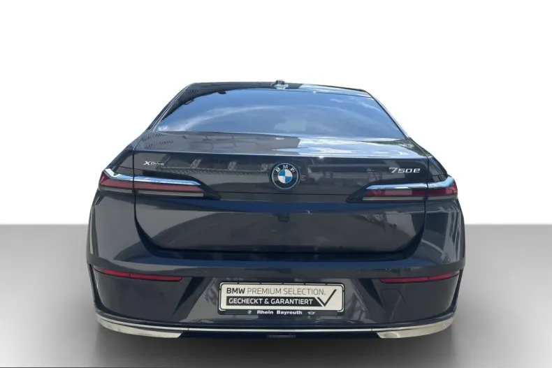 BMW 750 (Seria 7) din 2024 cu 43.218 km - oferta BMW234952 - foto 3