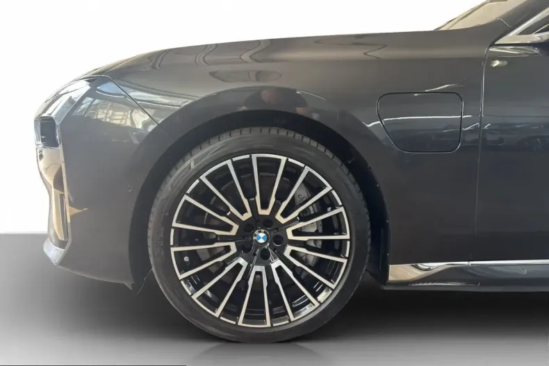 BMW 750 (Seria 7) din 2024 cu 43.218 km - oferta BMW234952 - foto 14