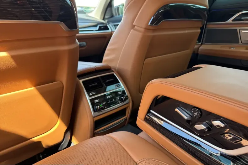 BMW 740 (Seria 7) din 2022 cu 86.382 km - oferta BMW234953 - foto 15
