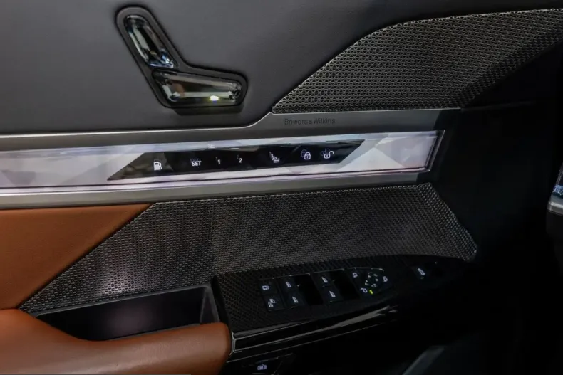 BMW 750 (Seria 7) din 2023 cu 73.649 km - oferta BMW234954 - foto 22