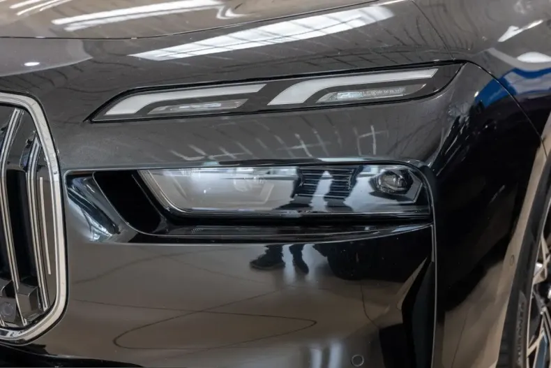 BMW 750 (Seria 7) din 2023 cu 73.649 km - oferta BMW234954 - foto 25
