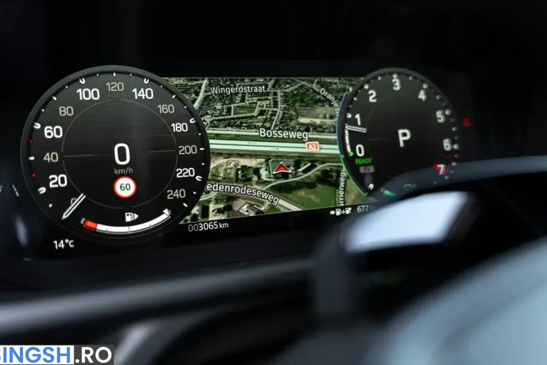 Land Rover Defender din 2026 cu 3.100 km - oferta LAN234956 - foto 8