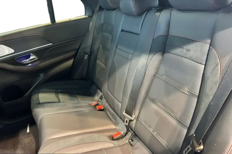 Mercedes-Benz GLE 53 AMG (Clasa GLE) din 2025 cu 29.644 km - oferta MER234977 - foto 11