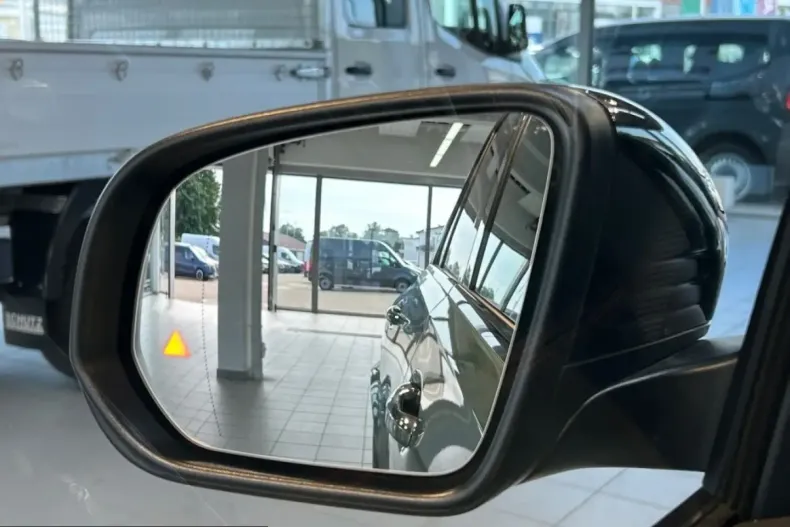 Mercedes-Benz GLE 53 AMG (Clasa GLE) din 2025 cu 29.644 km - oferta MER234977 - foto 20