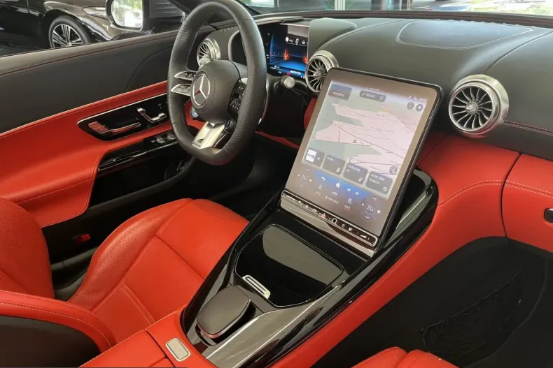Mercedes-Benz SL 43 AMG (Clasa SL) din 2023 cu 23.292 km - oferta MER234978 - foto 7