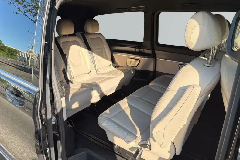 Mercedes-Benz V 300 (Clasa V) din 2025 cu 45.000 km - oferta MER234980 - foto 11