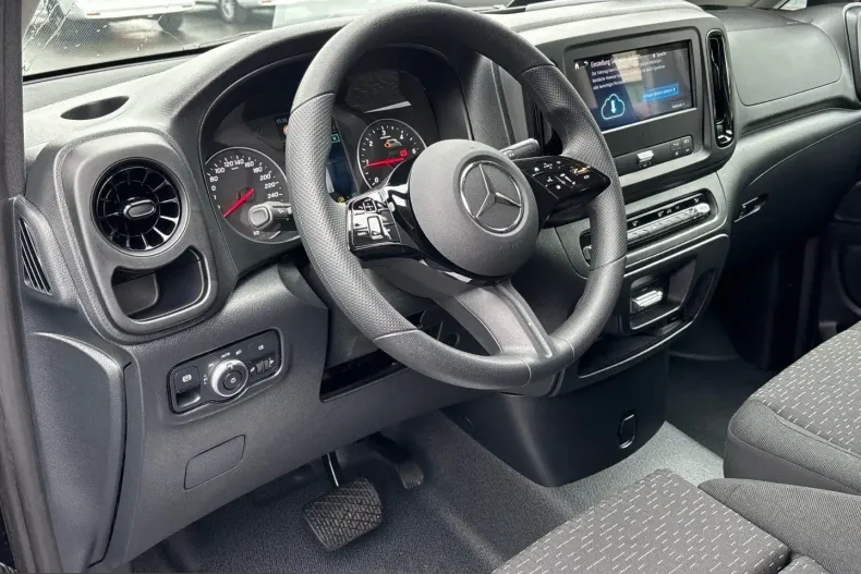 Mercedes-Benz Vito din 2025 cu 14.150 km - oferta MER235003 - foto 9