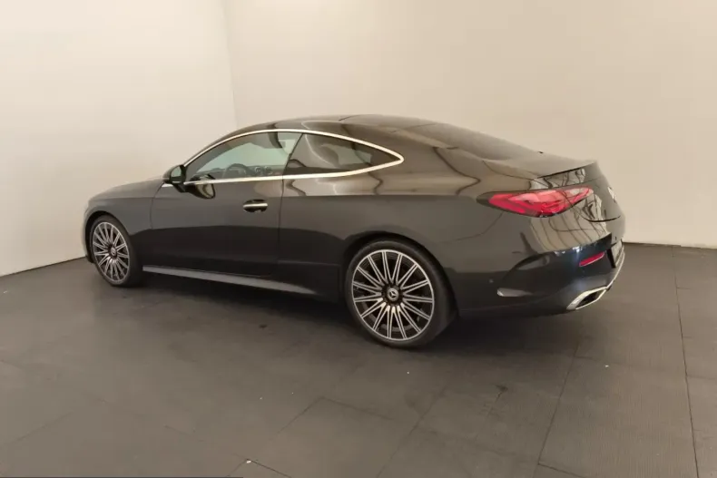Mercedes-Benz CLE 300 (Clasa CLE) din 2025 cu 35.664 km - oferta MER235010 - foto 7