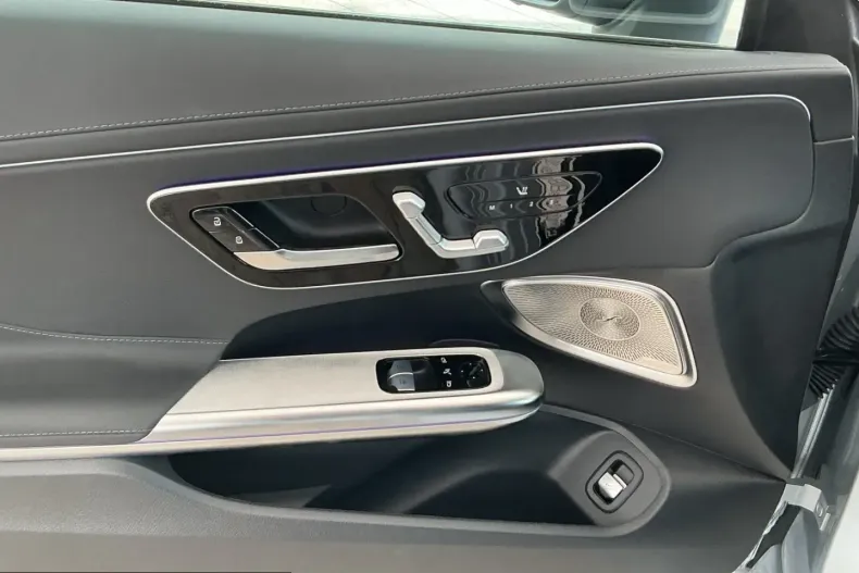 Mercedes-Benz CLE 300 (Clasa CLE) din 2023 cu 3.360 km - oferta MER235016 - foto 23