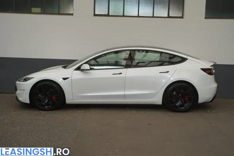 Tesla Model 3 din 2024 cu 37.702 km - oferta TES235025 - foto 3