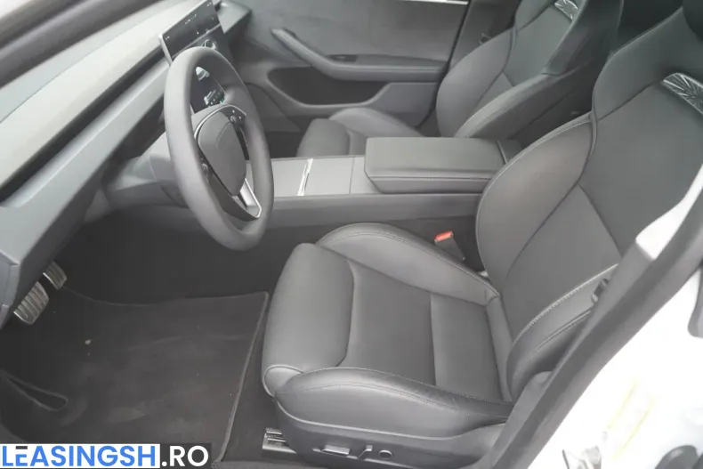 Tesla Model 3 din 2024 cu 37.702 km - oferta TES235025 - foto 8