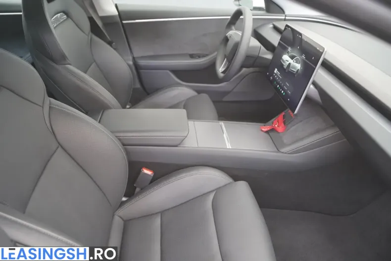 Tesla Model 3 din 2024 cu 37.702 km - oferta TES235025 - foto 16