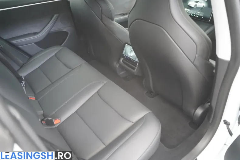 Tesla Model 3 din 2024 cu 37.702 km - oferta TES235025 - foto 17