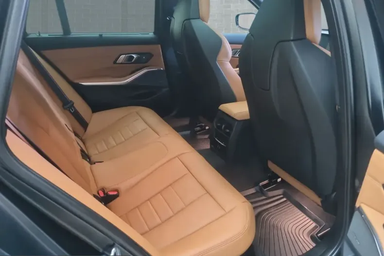 BMW M340d (Seria 3) din 2023 cu 66.000 km - oferta BMW235063 - foto 9