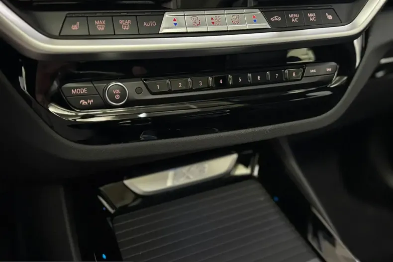 BMW iX3 (Seria X) din 2022 cu 91.795 km - oferta BMW235069 - foto 12
