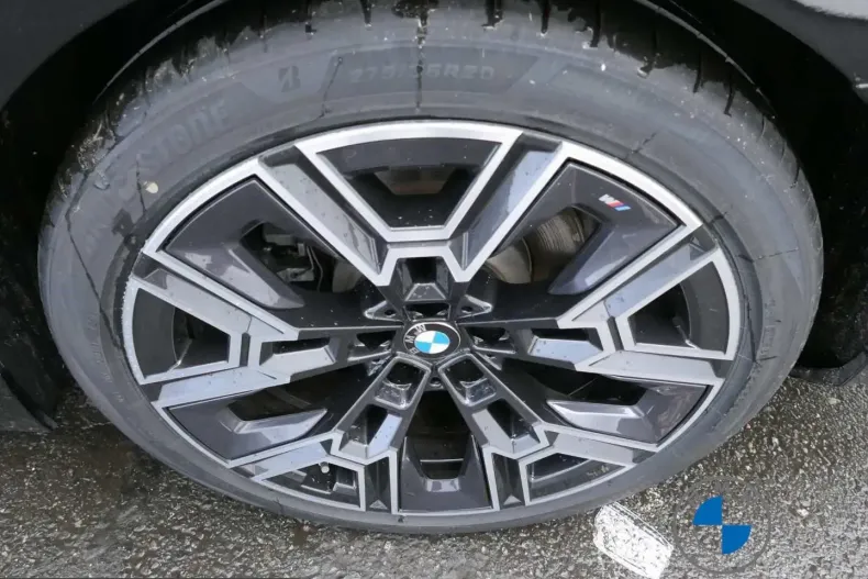 BMW 520 (Seria 5) din 2025 cu 25.100 km - oferta BMW235079 - foto 9